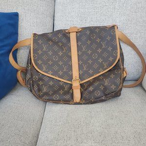 Louis Vuitton Saumur 35